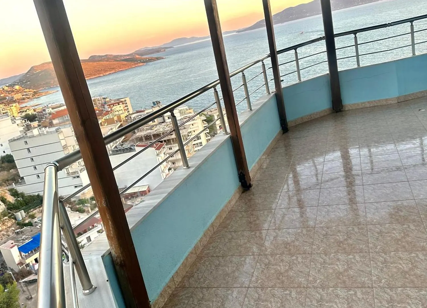 Apartment Penthhouse Appartment Sarande